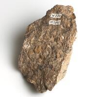 M 02641
<br/>
<br/>
<em></em>
